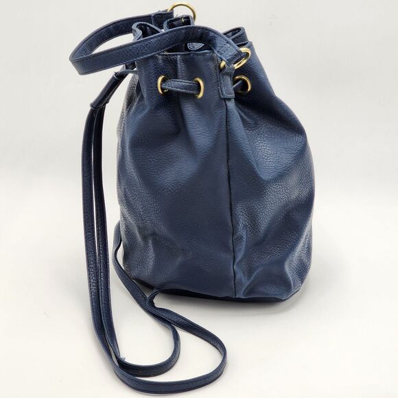 Kenneth Cole Reaction Blue Leather Bucket Bag Backpack - Picture 4 of 13